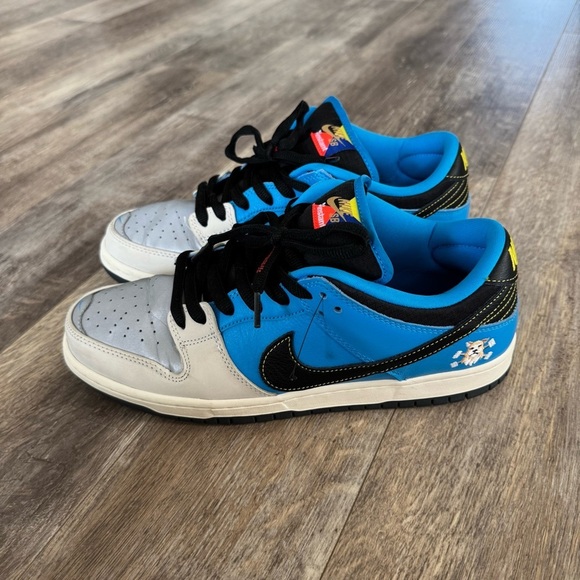 Nike SB x Instant Dunk Low Pro QS 2 Black and Blue Sneakers - Picture 11 of 14